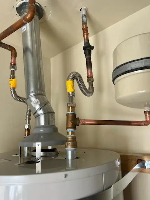 Water heater installation and plumbing repair in Mirror Lake Estates